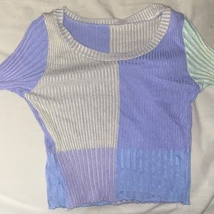 short sleeve, colour-block, knit crop top
